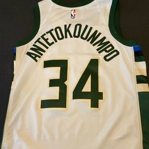 Giannis Antetokounmpo Bucks Nike Jersey